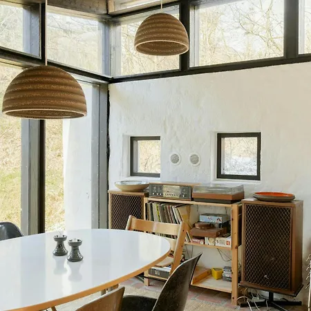 Casa de Férias Near With Nordic Aesthetics