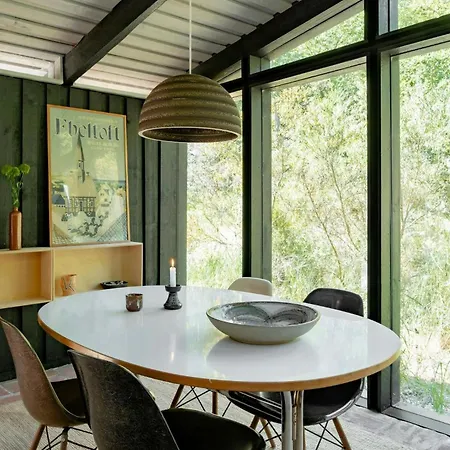 Near With Nordic Aesthetics Holiday home *